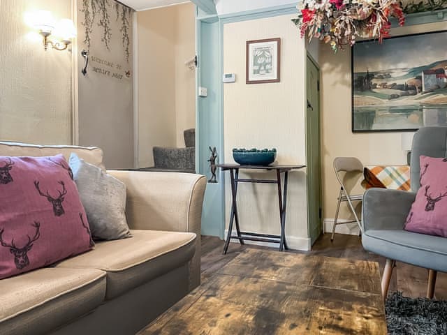 Living room/dining room | Robins Nest, Leek