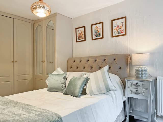 Double bedroom | Robins Nest, Leek