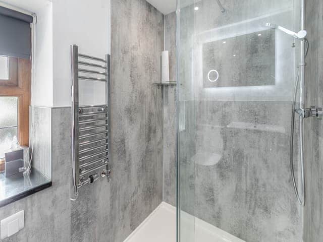 En-suite | Rose Cottage, Hartland
