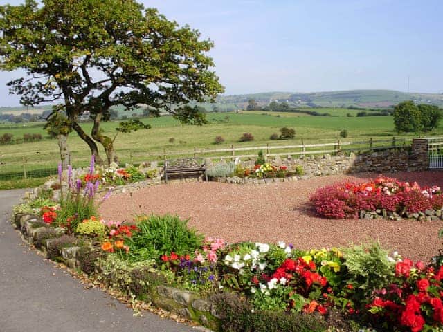 Surrounding area | New Park Farm CottagesChurch Cottage, near Keswick