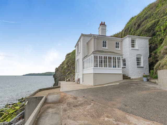Exterior | Cliff House, Beesands
