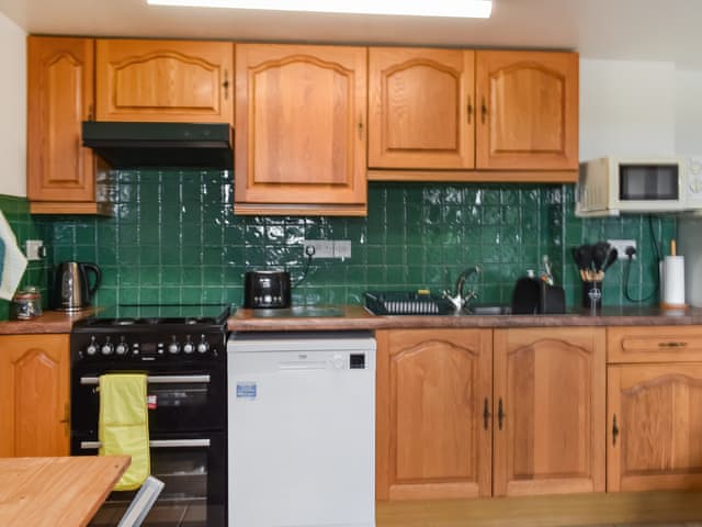 Open plan living space | The Old Workshop - Tor View Cottage Holidays, Trebell Green, near Bodmin