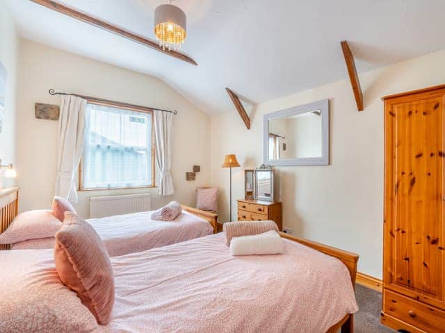 Twin bedroom | Coble Cottage - Keel Lodges, Staithes, near Whitby