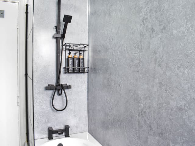 Bathroom | Ocean Breeze, Heysham near Morecambe