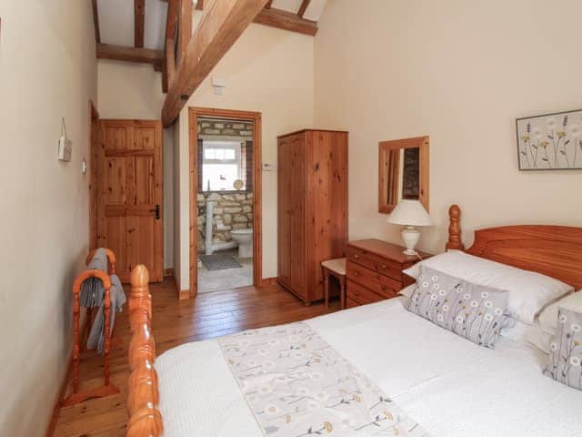Double bedroom | Seagull Cottage - Beacon Farm, Flamborough