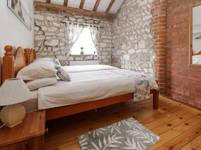 Twin bedroom | Seagull Cottage - Beacon Farm, Flamborough