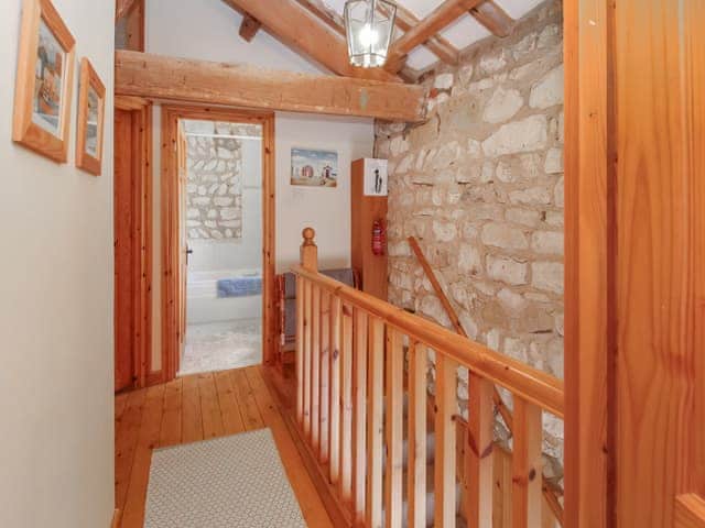 Landing | Seagull Cottage - Beacon Farm, Flamborough