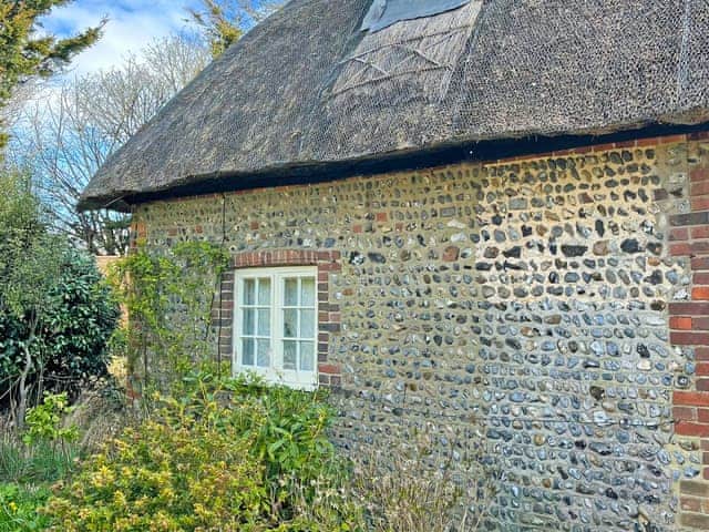 Exterior | Brookpit Cottage, Climping, near Littlehampton