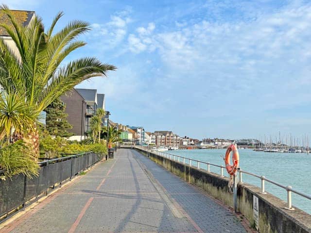 Surrounding area | Brookpit Cottage, Climping, near Littlehampton