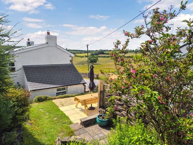 Outdoor | Corner Cottage, Ruardean forest of Dean