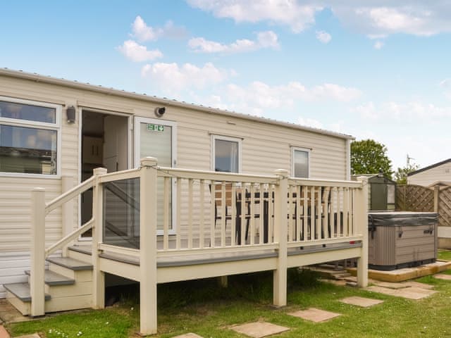 Exterior | Sheldons Place - K&K Holidays, Patrington Haven, near Beverley
