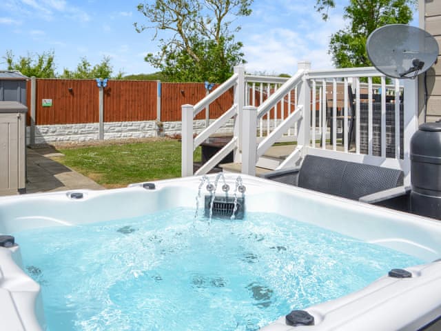 Hot tub | Carol Ann - K&K Holidays, Patrington Haven
