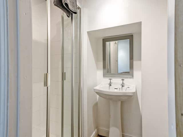Bathroom | Wilfin Beck Cottage, Cunsey, Windermere