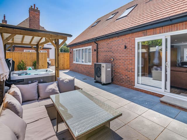 Outdoor | Kings Lodge, Bridlington