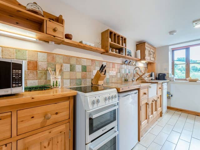 Kitchen/diner | Dingle Cottage, Clun, near Craven Arms