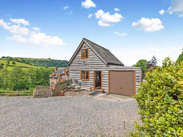 Exterior | Dingle Cottage, Clun, near Craven Arms