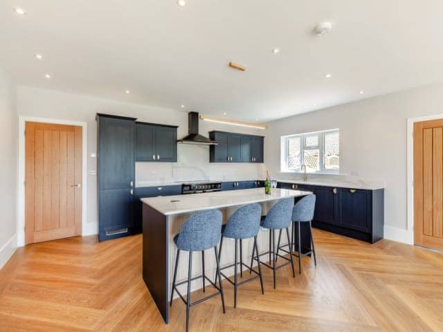 Kitchen area | The Cartlodge - Doggetts Farm, Rochford