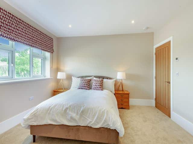 Double bedroom | The Cartlodge - Doggetts Farm, Rochford