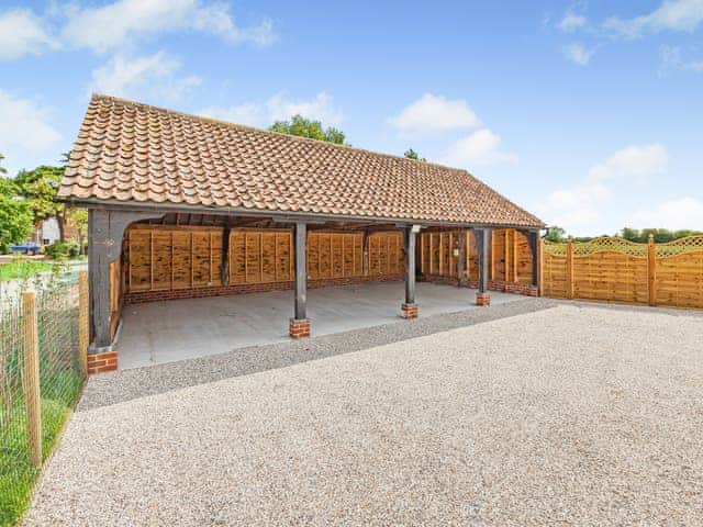 Parking | The Cartlodge - Doggetts Farm, Rochford