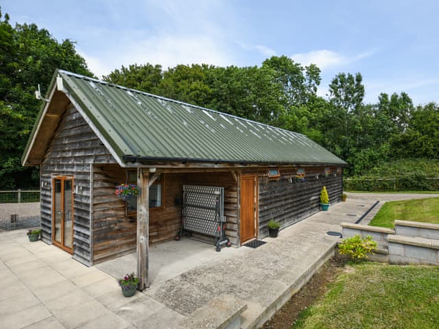 Setting | Beech - Glamping Pod - Castle Farm Holidays Shropshire, Oswestry