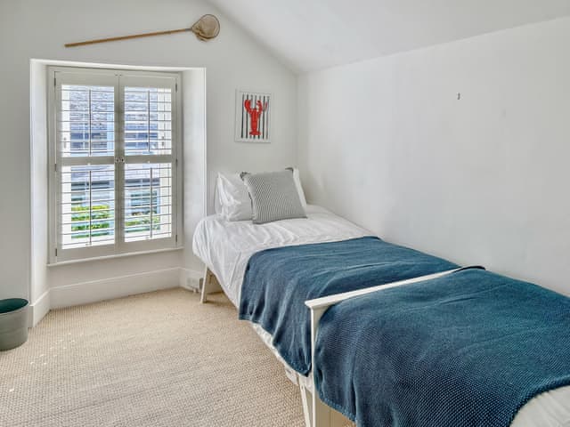 Twin bedroom | Coble Cottage, Gerrans, near Portscatho