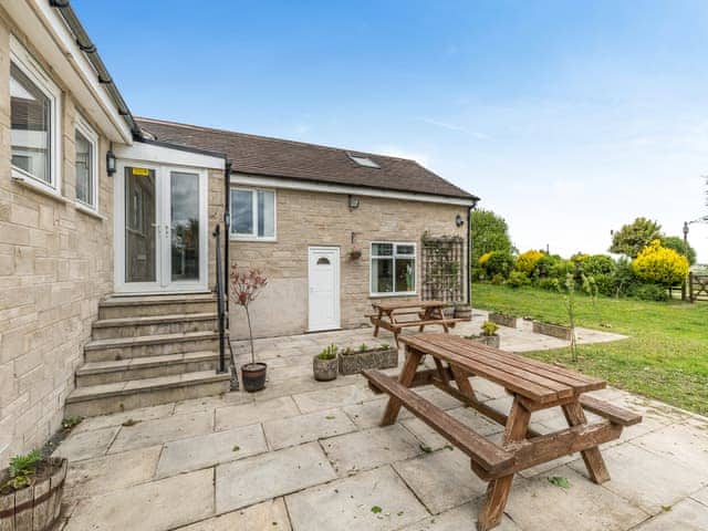 Sitting-out-area | Greystones Nawab Annex A - Greystones, Flagg, Buxton