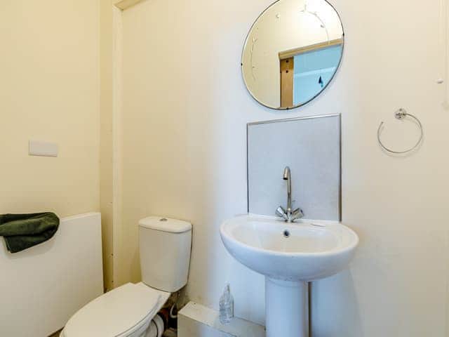 Shower room | Greystones Nawab Annex C - Greystones, Flagg, Buxton