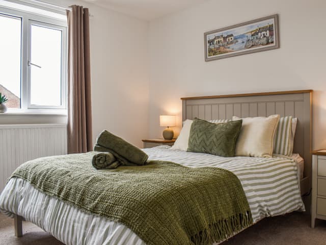 Double bedroom | Cayton Cove Cottage, Cayton, near Scarborough