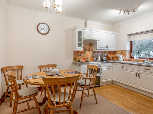 Kitchen/diner | Byre Cottage - Keld Head Farm Holiday Cottages, Pickering