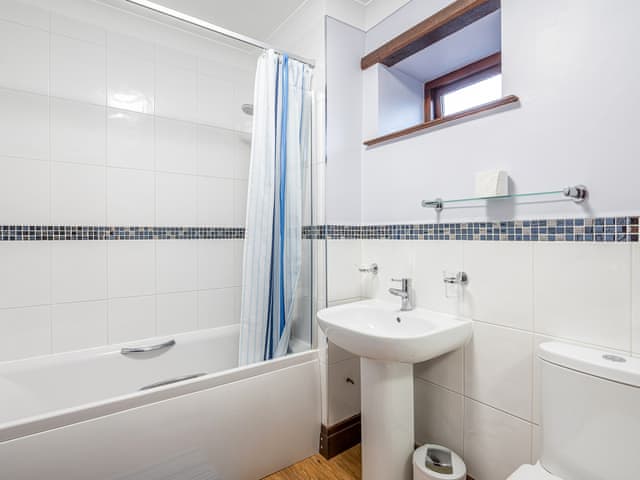 Bathroom | Mill Cottage - Keld Head Farm Holiday Cottages, Pickering