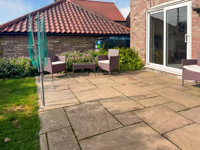 Sitting-out-area | Alder Lodge, Sedgeford