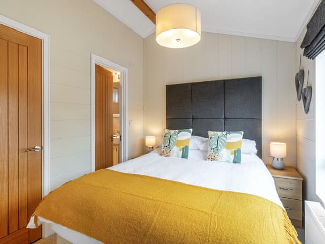 Double bedroom | 4 Lakeside Lodge, Windermere and Troutbeck Bridge