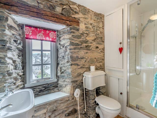 Shower room | Howe Cottage, Bowness-on-Windermere