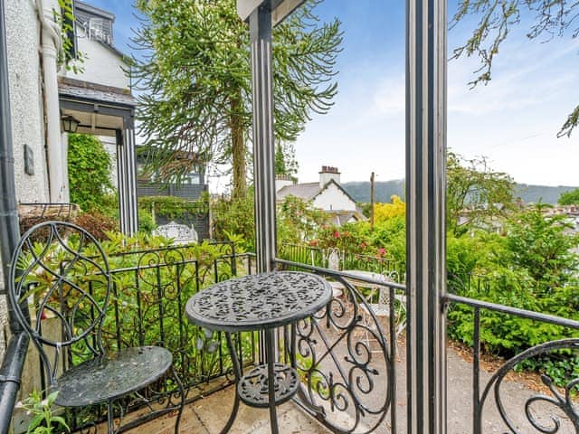 Sitting-out-area | Howe Cottage, Bowness-on-Windermere