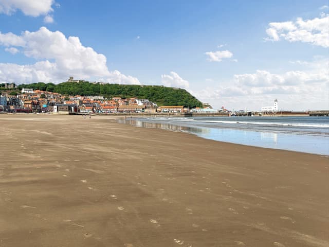 Surrounding area | Denelea - Denelea Apartments, Scarborough