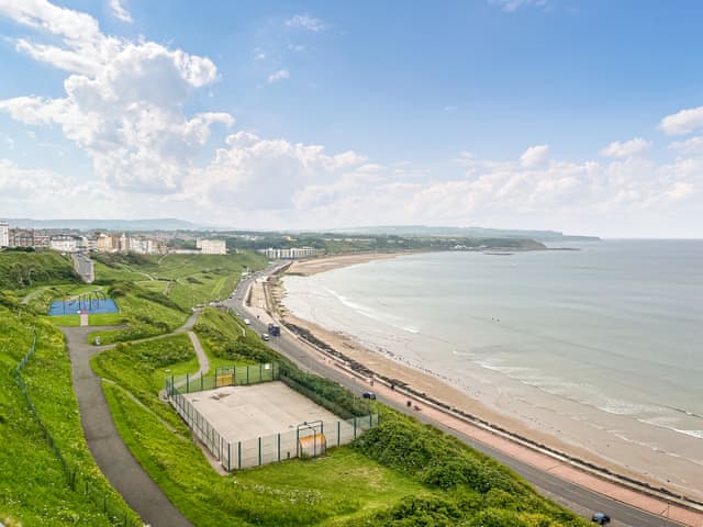 Surrounding area | Denelea - Denelea Apartments, Scarborough