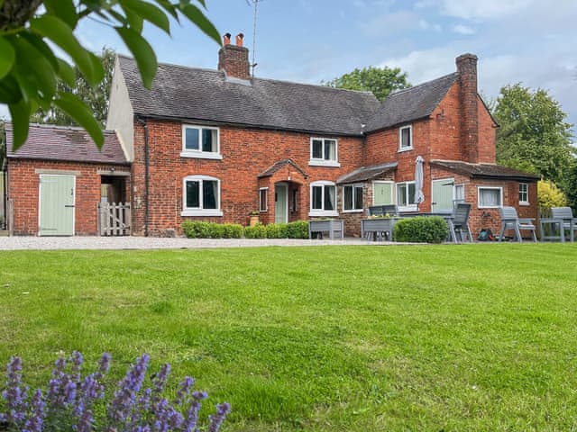 Garden furniture and car parking for multiple cars | Brynfields, Shirley, near Ashbourne