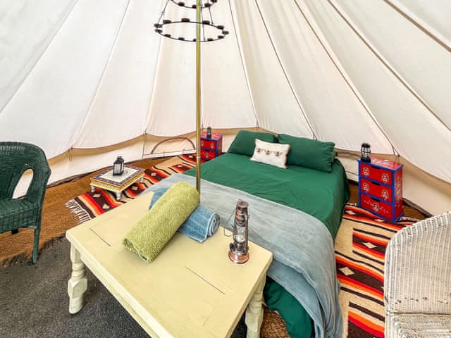 Double bedroom | Water Vole - Moat Farm Glamping, Shadoxhurst, Ashford