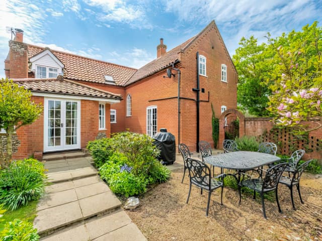 Exterior | Scarrow Beck House, Hanworth