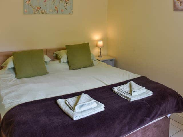Double bedroom | Lily Pad 7 - Lily Pad Cottages, Nassington, near Stamford