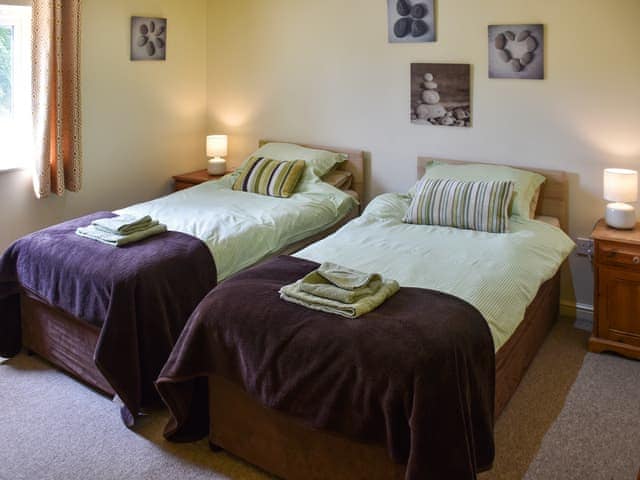 Twin bedroom | Lily Pad 7 - Lily Pad Cottages, Nassington, near Stamford