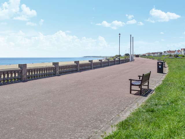 Surrounding area | Bide-A-Wee, Bradwell