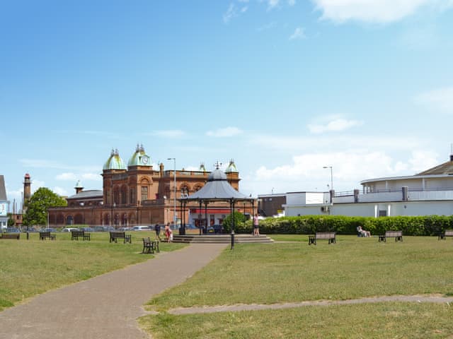 Surrounding area | Bide-A-Wee, Bradwell