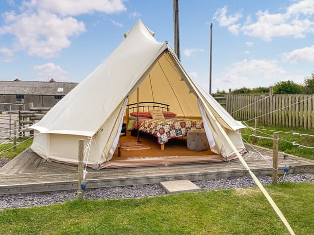 Exterior | Yr Wyddfa - Pen Cefn Farm, Abergele