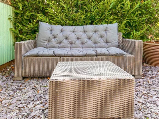 Outside seating | Goldfinch - Greenacres Farm, Colchester