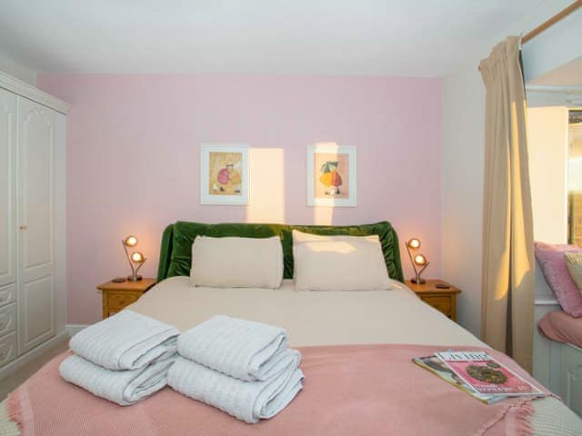 Double bedroom | Richmond Cottage, Richmond