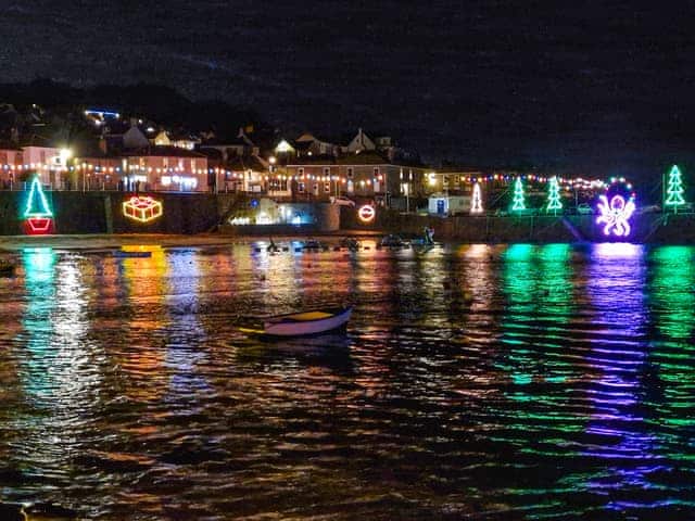 Surrounding area | Oaken Cottage, Mousehole, Penzance