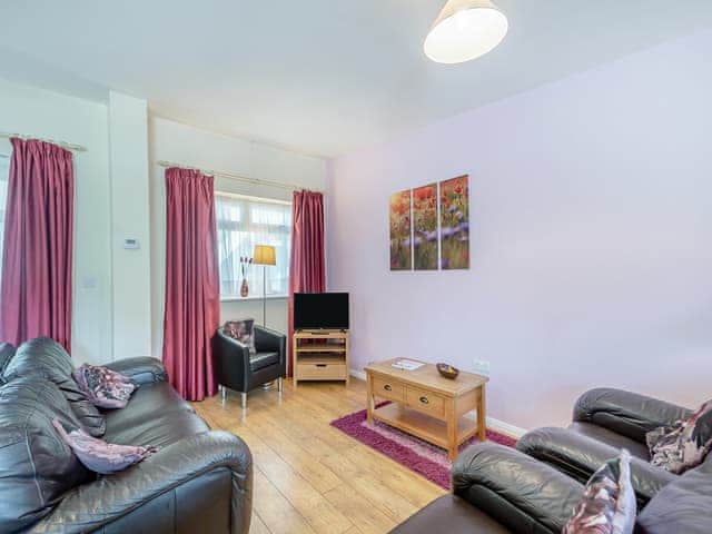 Living area | Primrose - Clapham Holme Farm Cottages, Great Hatfield, near Hornsea