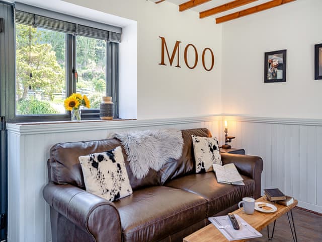 Living room/dining room | The Old Cowsheds 4 - Daniel Ddu - Gaer Cottages, Cribyn, Lampeter