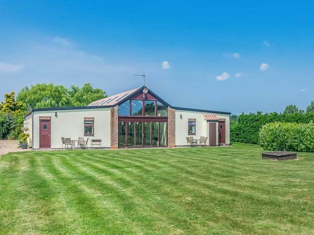 Exterior | Snowdrop Cottage - Clapham Holme Farm Cottages, Great Hatfield, near Hornsea